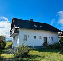 Freistehendes Einfamilienhaus, atemberaubende Aussicht - Weihmichl