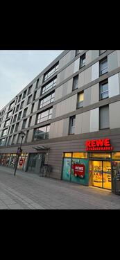 Foto - Parkplatz zu vermieten - 75,00 EUR Miete,