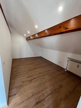 Foto - Dachgeschoßwohnung in Schöllnach zur Miete