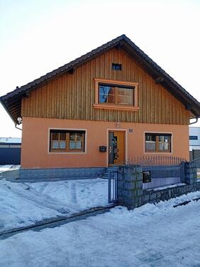 Foto - Großzügiges Einfamilienhaus in zentraler Lage zu vermieten