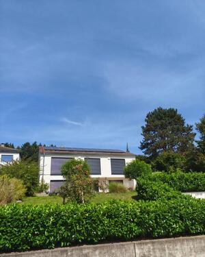 Foto - Exklusives, helles 2-Familienhaus in ruhiger Lage