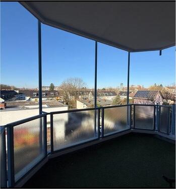 Foto - Helle 3-Zimmer Wohnung mit Balkon, Einbauküche und TG-Stellplatz