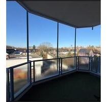 Helle 3-Zimmer Wohnung mit Balkon, Einbauküche und TG-Stellplatz - Offenbach am Main Bieberer Berg