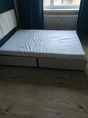 Foto - Ein Zimmer frei - 600,00&nbsp;EUR Kaltmiete,