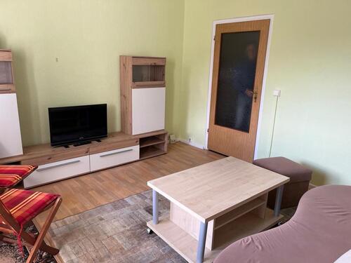 Foto - Kleine Sonnige Zweiraumwohnung mit Balkon und PKW Stellplatz