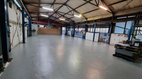 Foto - Gewerbehalle Produktion 851m² + Büro mit 2t, 4t und 10t Kran