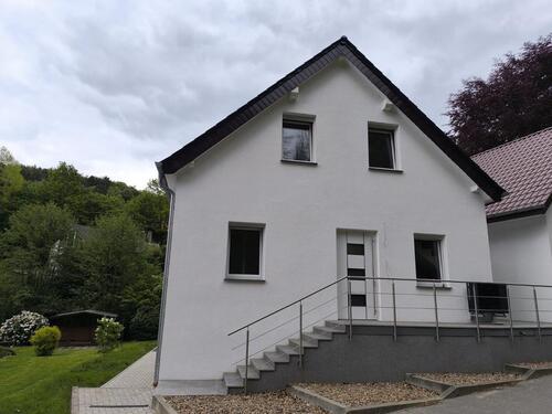 Foto - Exklusive Neubau-Doppelhaushälften & Souterrainwohnung