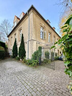 Foto - Sanierte Altbauwohnung - Historischer Charme trifft Wohnkomfort