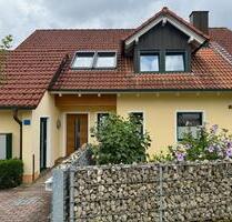 Attraktives, topmodernisiertes EFH mit WP, PV, Sauna für Familien - Altmannstein