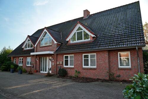 Foto - renovierte Wohnung in bevorzugter Lage von Leer-Loga mit Garten