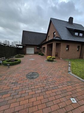 Foto - DHH mit Kamin und Einbauküche - 1.050,00&nbsp;EUR Kaltmiete, ca.&nbsp; 125,00&nbsp;m&sup2;