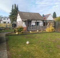 Schöner gepflegter Garten - 5.000,00&nbsp;EUR Kaltmiete, ca.&nbsp; 0,00&nbsp;m&sup2; in Hannover (PLZ: 30455) Ahlem-Badenstedt-Davenstedt