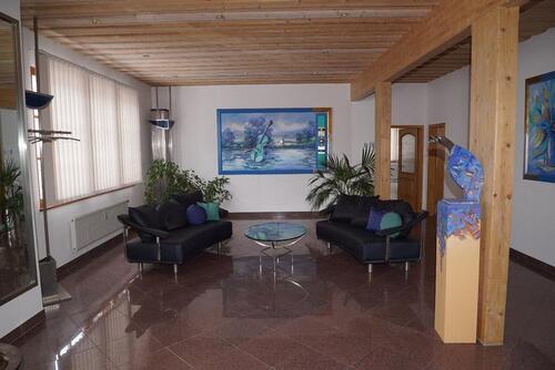 Foto - Attraktive Geschäfts- und Büroräume in Waldershof ca. 260m²