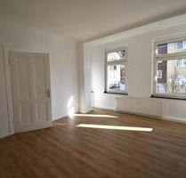 Renovierte Übergabe! 2-Zimmer-Altbau-Whg mit Balkon - Düsseldorf Stadtbezirk 9