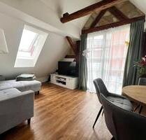 Kernsaniertes Altbaujuwel: 2-Zi.-Wohnung mit Charme - Forchheim