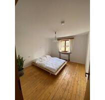 3-Zimmerwohnung - 900,00&nbsp;EUR Kaltmiete, ca.&nbsp; 100,00&nbsp;m&sup2; in Schemmerhofen (PLZ: 88433)