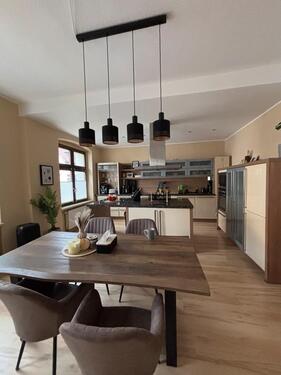 Foto - Helle 2,5 Raumwohnung -90qm-von privat