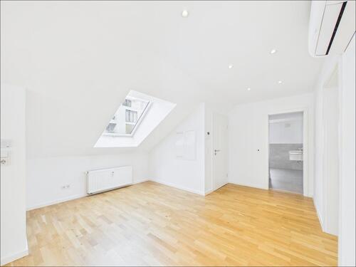 Foto - Dachgeschoßwohnung in Goldbach zur Miete