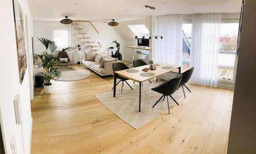 Foto - Exklusive, kernsanierte Dachgeschoss-Maisonette mit Dachterrasse