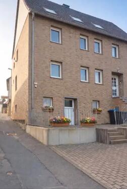 Foto - Großzügiges Haus mit 11 Zimmern in Bad Münder am Deister