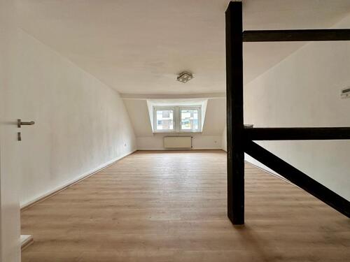 Foto - Exklusive kernsanierte 4-Zimmer-Wohnung, 93m², provisionsfrei