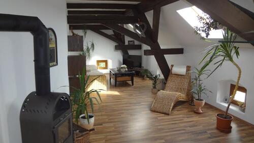 Foto - Charmante 2-Raum-Wohnung im idyllischen Dreiseitenhof in Altleisn