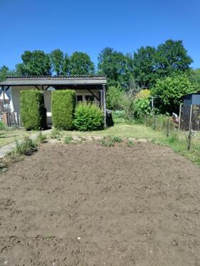 Foto - Kleingarten mit massiver Laube - direkt einziehen und genießen