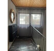 Schöne Helle 3 Zimmer Wohnung neu Renoviert - Sonnenbühl