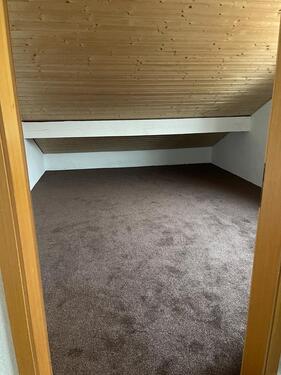 Foto - 3 Zimmer Dachgeschoßwohnung zur Miete in Sonnenbühl