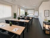 Foto - NEU! Raum 46,56 m² mit Stellplätzen, Küche & Besprechungsraum