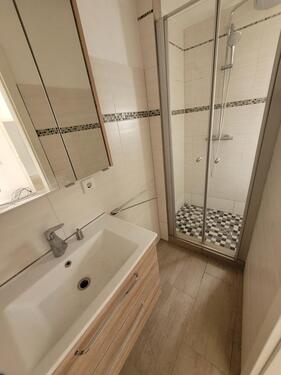 Foto - Großzügige 4-Zimmer-Wohnung mit Garten & Hof – ruhige Lage in Wel