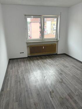 Foto - 2,5 zkb Burbacher Markt - 700,00 EUR Kaltmiete,