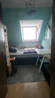 Foto - möbeliertes Zimmer in 120qm wohn