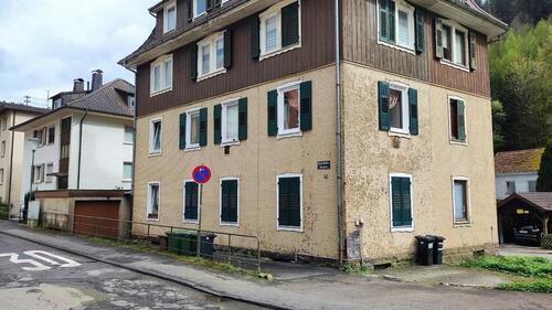 Foto - 8 Zimmer Mehrfamilienhaus, Wohnhaus in Bad Wildbad