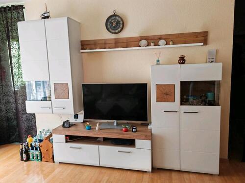 Foto - Wohnung mit Möbel - 400,00 EUR Kaltmiete,