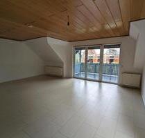 Dachgeschosswohnung - 710,00 EUR Kaltmiete, in Borchen (PLZ: 33178)