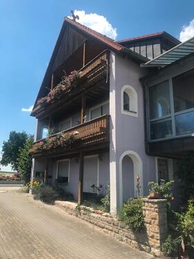 Foto - Wohnung in einem Ortsteil von Leutershausen zu vermieten