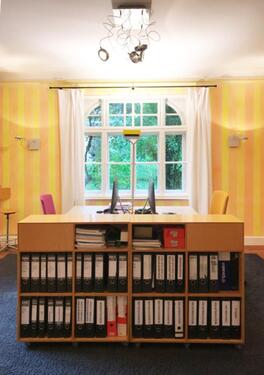 Foto - Helles 21 m² Büro in Pasinger Jugendstilvilla - ab sofort