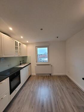 Foto - 3 Zimmer Dachgeschoßwohnung zur Miete in Kaiserslautern