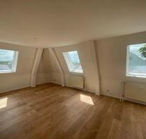 ATLAS IMMOBILIEN: Modernes Apartment mit EBK & Stellplatz - Weimar