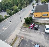 PKW Stellplatz außen Nähe Lanxessarena ab sofort - Köln Mülheim