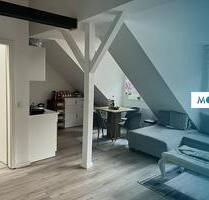 Tolle 3-Zimmer-Dachgeschosswohnung mit EBK und modernem Duschbad - Hamburg Harburg Tolle 3-Zimmer-Dachgeschosswohnung mit EBK und modernem Duschbad - Hamburg Harburg