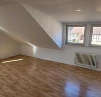 3 Zimmer Dachgeschoss Wohnung - 500,00&nbsp;EUR Kaltmiete, ca.&nbsp; 70,00&nbsp;m&sup2; in Lamspringe (PLZ: 31195)