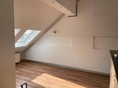 Foto - 2-Zimmer Dachgeschosswohnung in Langenselbold