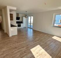 **Provisionsfrei** Einziehen und Wohlfühlen: 3-Zimmer Wohnung - Vöhringen