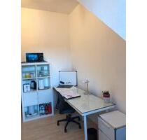 Möblierte 1-Zi.Whg. in ruhiger & zentraler Lage - Wiesbaden Biebrich Möblierte 1-Zi.Whg. in ruhiger & zentraler Lage - Wiesbaden Biebrich