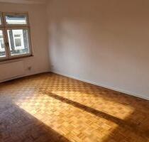 Renovierte 2-Z-Wohnung mit Balkon & Gartenmitbenutzung Rott - Wuppertal Barmen