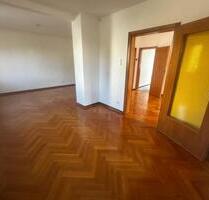 Schöne 2-Zimmer-Wohnung mit Parkett, Garten & Frauenbergblick - Fulda Fulda-Galerie