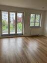 Foto - Frisch renovierte 1-Zimmer-Wohnung mit Balkon & Einbauküche in D