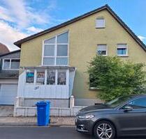 Großes Einfamilienhaus mit Garten, Terrassen und Wintergarten - Wölfersheim